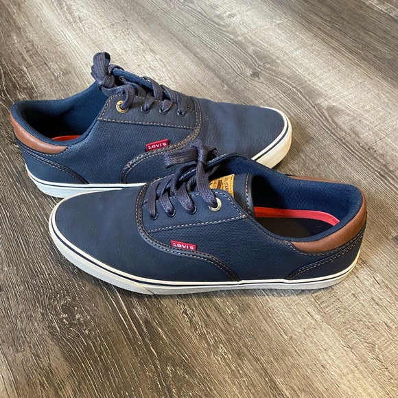 Levi’s shoes - Picture 1 of 7